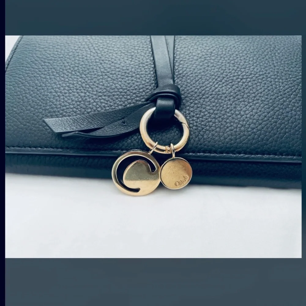 SEE BY CHLOÉ Alphabet Continental wallet, black calfskin, gold tone charms - Picture 3 of 7